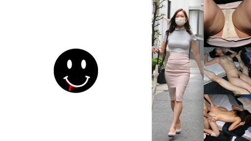 726ANKK-057 Người phụ nữ có cơ bụng mảnh mai