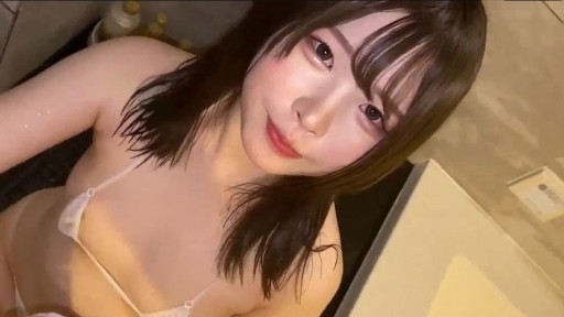 FC2PPV-3102386 3 xuất tinh! Một cuộc diễu hành của chăm sóc da mặt và tình dục! ~ Sự dễ thương bùng nổ ~ Tôi sẽ không phản bội bạn!