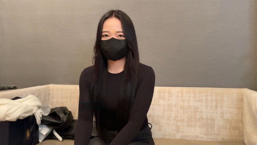 FC2PPV-3685880 Gonzo cùng người đẹp Kansai lái mô tô. Tôi sẽ phá vỡ vẻ mặt lạnh lùng của mình bằng cách đấm vào con cặc còn non nớt của mình