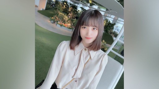 FC2PPV-3856931 Một sinh viên đại học giả vờ như không có ý định đó nhưng lại cảm thấy như vậy... Tôi đưa cô ấy vào nhà vệ sinh đa năng, khuôn mặt dễ thương của cô ấy thay đổi nhanh chóng và tôi xuất tinh vào trong âm đạo của cô ấy mà không cần tránh thai! Sau đó hãy theo dõi món bánh kem tươi tại khách sạn nhé!