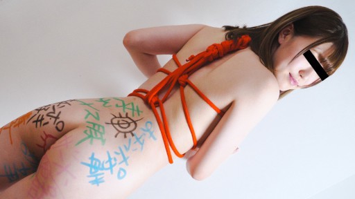 10Musume 110323_01 Cô ấy rèn luyện cơ thể xinh đẹp của mình được bao phủ bởi những hình vẽ bậy!