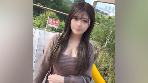 FC2PPV-4024079 Bộ ngực khổng lồ vô cùng gợi cảm của nhân viên bán quần áo 