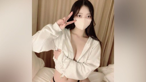 FC2PPV-4041599 Một người phụ nữ đã kết hôn, khao khát tình yêu và ham muốn tình dục phải lòng một con gà trống đẹp trai!