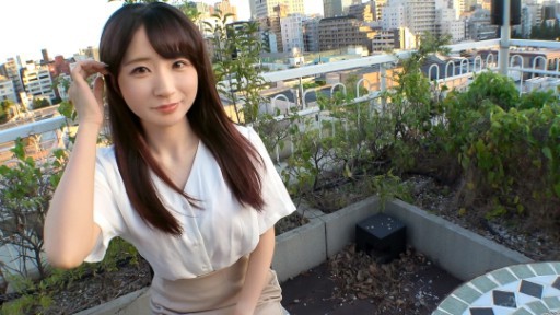 SIRO-5185 Một giáo viên dạy piano quyết định xuất hiện trong phim AV để có được sự tự tin! Lúc đầu, cô ấy cười vì xấu hổ, nhưng khi bắt đầu cảm thấy thoải mái, cô ấy méo mặt và chơi một giai điệu ngọt ngào!