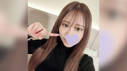 FC2PPV-4308795 Một người đàn ông trung niên đâm mạnh vào người đẹp sành điệu và xinh đẹp Nanami, khiến cô đạt cực khoái!