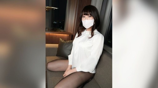 FC2PPV-4309877 ★Săn bắn nữ nghiệp dư★ Cháu gái của cửa hàng điện thoại thông minh nghịch ngợm, 27 tuổi★ Pít-tông thô với một con cặc không có cao su trong âm hộ mọng nước của cô ấy luôn nóng bỏng★ Bánh kem liên tục