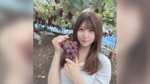 FC2PPV-4339533 Một nhà trị liệu biến thái xinh đẹp với sự nhạy cảm vượt trội, liên tục lên đỉnh bằng những tiếng hét lớn mà không lo bị nhìn thấy ở ngoài trời... Cô ấy di chuyển hông một cách giật cục để thu hút ông già biến thái và xuất tinh vào bên trong cơ thể dâm đãng của mình!