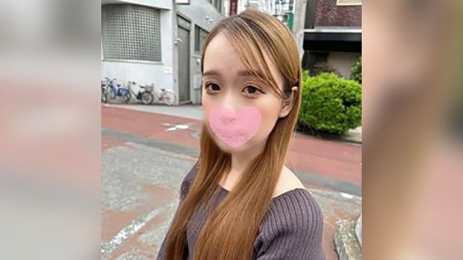 FC2PPV-4427091 Hatachi no Gakusei Yuuna-chan. Anh ấy trông có vẻ là một chàng trai lạnh lùng nhưng thực ra lại rất nhút nhát và rất nhạy cảm. Một người nghiệp dư ở trình độ này có thể sẽ không bao giờ xuất tinh nữa, nên tôi sẽ xuất tinh vào bên trong cô ấy để đề phòng.