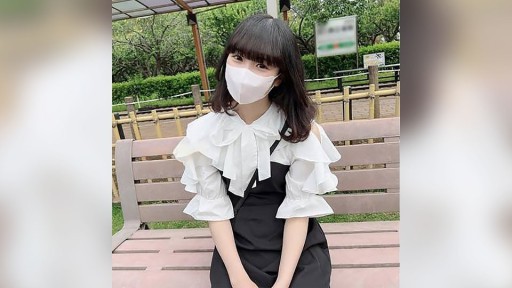 FC2PPV-4502602 Một nữ vận động viên tò mò với khuôn mặt nhỏ, quá yếu để đẩy được đưa vào rừng tre và bôi kem vào cơ thể non nớt của cô ấy!