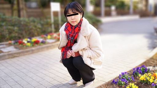 10Musume 102224_01 Một cô gái nghiệp dư biến thái thích chơi núm vú